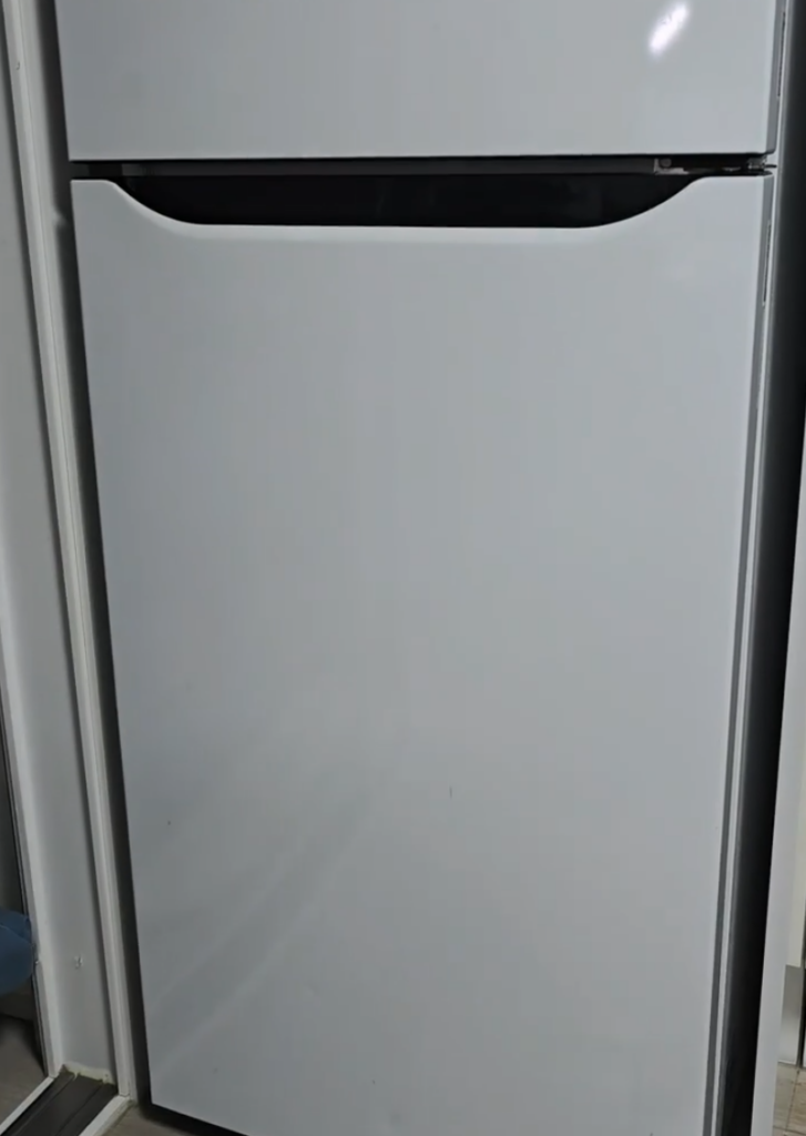 LG 냉장고 소음이 심해요. 수리비용은?